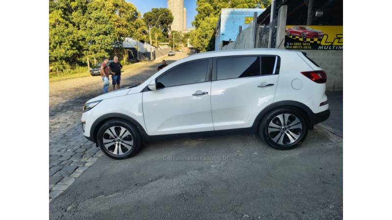 KIA MOTORS - SPORTAGE - 2013/2014 - Branca - R$ 84.990,00