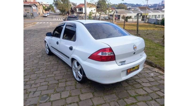 CHEVROLET - PRISMA - 2009/2010 - Branca - R$ 24.990,00