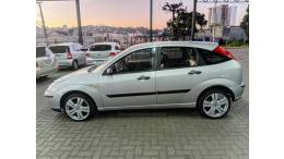 FORD - FOCUS - 2008/2009 - Prata - R$ 22.990,00
