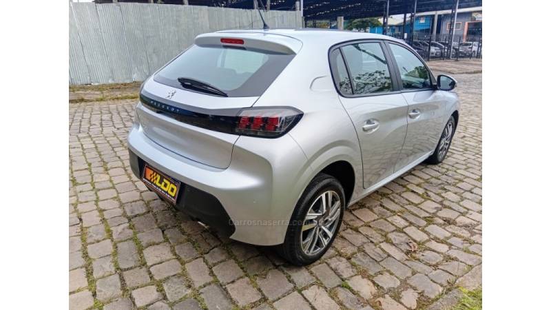 PEUGEOT - 208 - 2022/2022 - Prata - R$ 72.990,00