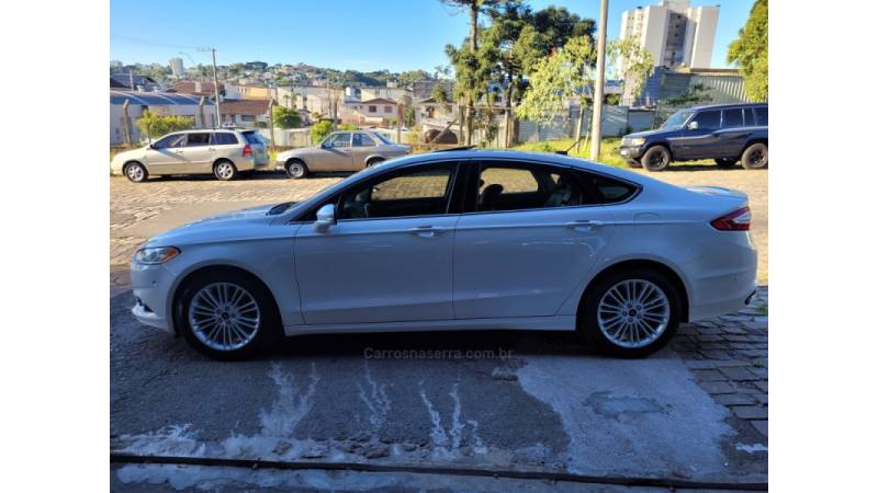 FORD - FUSION - 2014/2014 - Branca - R$ 78.990,00