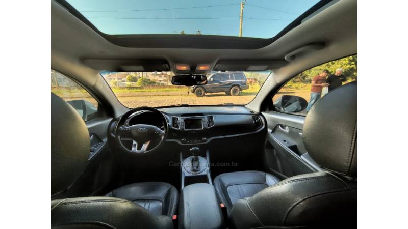 KIA MOTORS - SPORTAGE - 2013/2014 - Branca - R$ 84.990,00