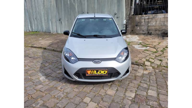 FORD - FIESTA - 2010/2011 - Prata - R$ 33.990,00