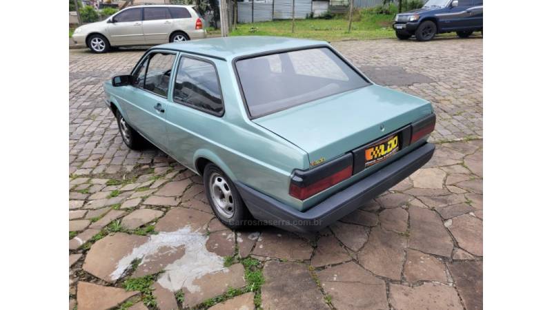 VOLKSWAGEN - VOYAGE - 1991/1991 - Verde - R$ 11.990,00