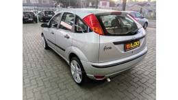 FORD - FOCUS - 2008/2009 - Prata - R$ 22.990,00