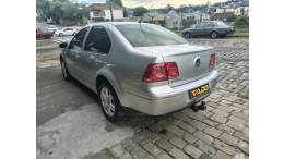 VOLKSWAGEN - BORA - 2010/2011 - Prata - R$ 44.990,00