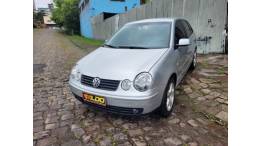 VOLKSWAGEN - POLO - 2002/2003 - Prata - R$ 22.990,00