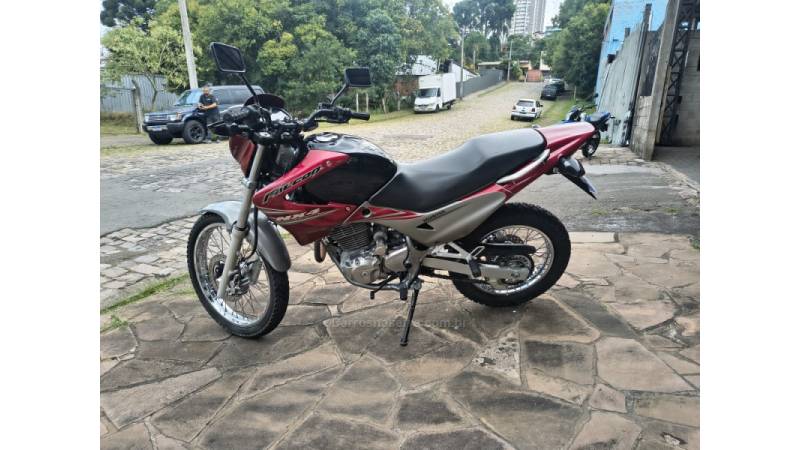 HONDA - NX4 FALCON - 2008/2008 - Vermelha - R$ 19.990,00