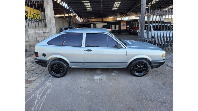 VOLKSWAGEN - GOL - 1992/1992 - Prata - R$ 13.990,00