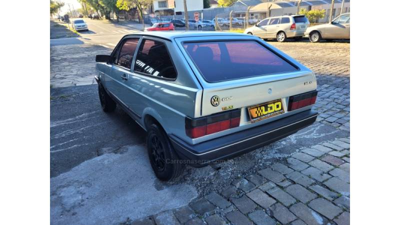 VOLKSWAGEN - GOL - 1992/1992 - Prata - R$ 13.990,00