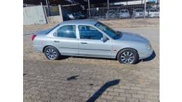 FORD - MONDEO - 1996/1997 - Prata - R$ 11.990,00