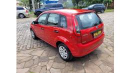 FORD - FIESTA - 2011/2012 - Vermelha - R$ 33.990,00