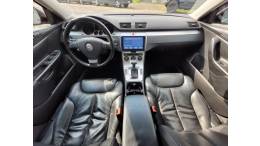 VOLKSWAGEN - PASSAT - 2007/2008 - Preta - R$ 39.990,00