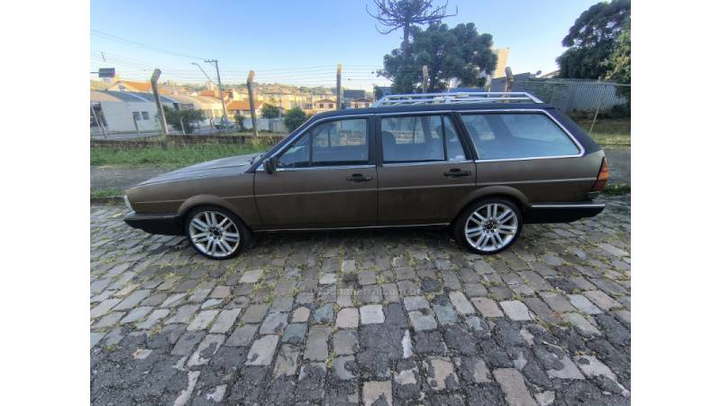 VOLKSWAGEN - QUANTUM - 1987/1987 - Marrom - R$ 6.990,00