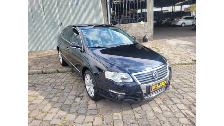 VOLKSWAGEN - PASSAT - 2007/2008 - Preta - R$ 39.990,00