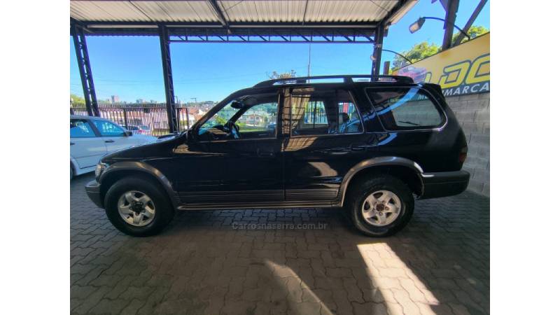 KIA MOTORS - SPORTAGE - 2002/2003 - Preta - R$ 25.000,00