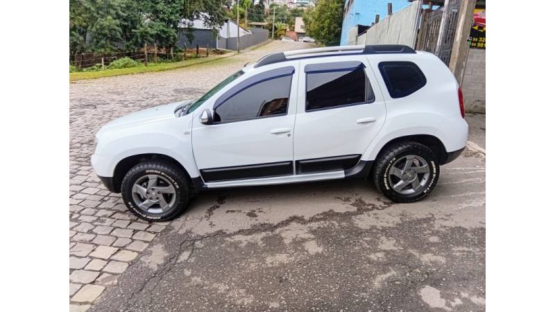 RENAULT - DUSTER - 2013/2013 - Branca - R$ 54.990,00