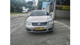 VOLKSWAGEN - BORA - 2010/2011 - Prata - R$ 44.990,00
