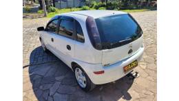 CHEVROLET - CORSA - 2010/2011 - Branca - R$ 28.990,00