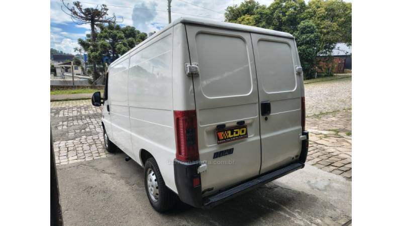 FIAT - DUCATO - 2003/2004 - Branca - R$ 59.990,00